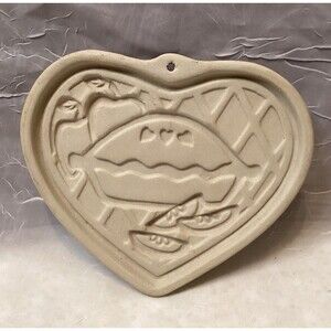 Cookie Mold Pampered Chef Pottery "Welcome Home Heart" 1998 USA Family Heritage